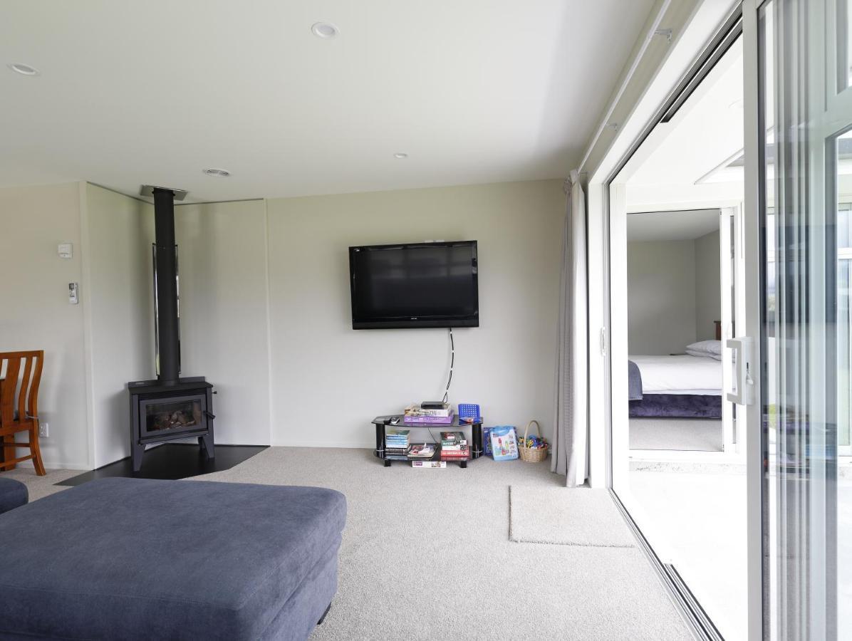 Fiordland Getaway - Te Anau Holiday Home Exterior foto