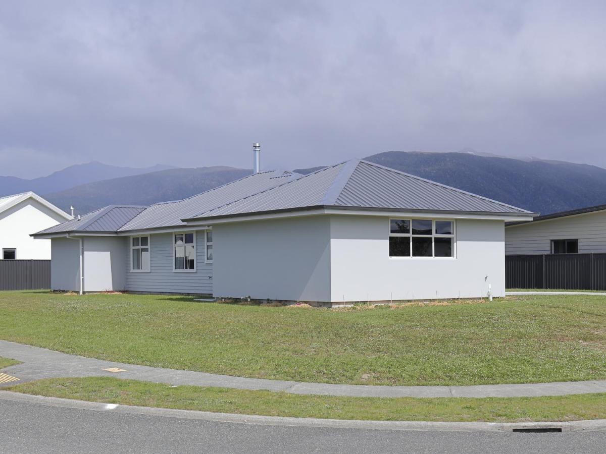 Fiordland Getaway - Te Anau Holiday Home Exterior foto